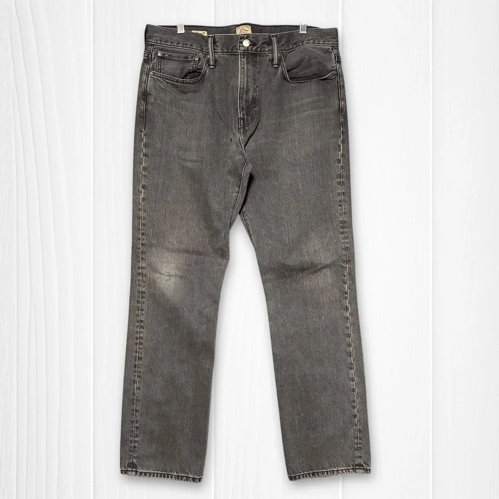 J Crew 770 Gray Wash Straight Taper‎ Jeans Men's 35x32 Distressed